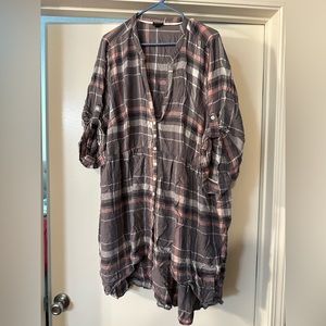 Torrid asymmetrical shirt size 5